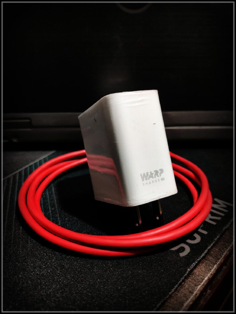 OnePlus Warp Charger